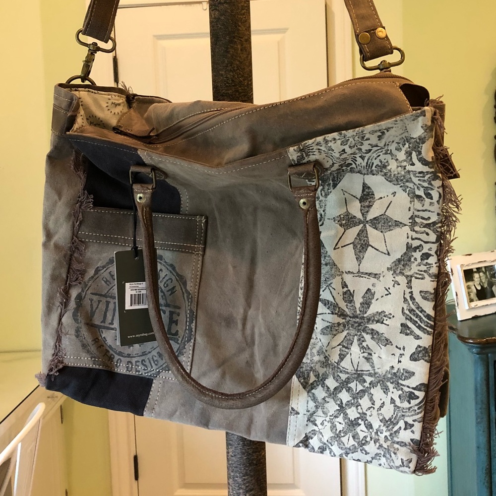 Crossbody bag